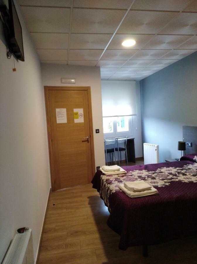 O Cruceiro Hotel Palas de Rei Kültér fotó