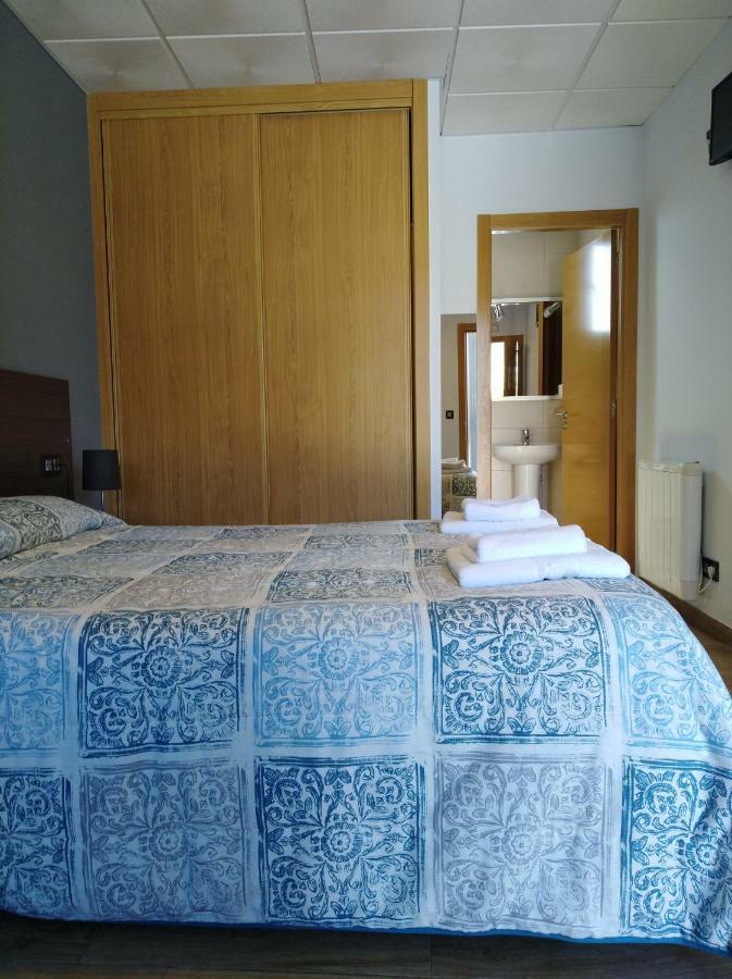 O Cruceiro Hotel Palas de Rei Kültér fotó